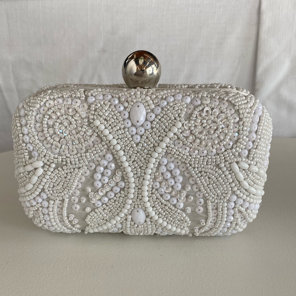 SANTI white clutch